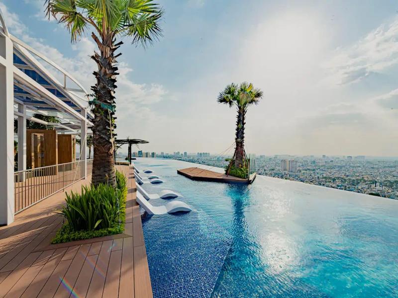 Terra Royal Luxury Vacation image