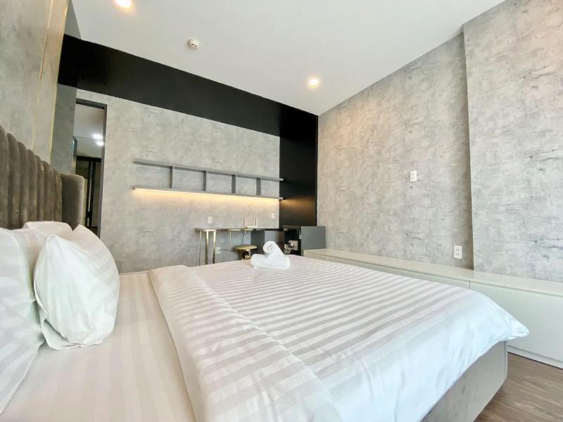 Terra Royal Luxury Vacation image