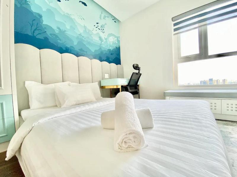Terra Royal Luxury Vacation image