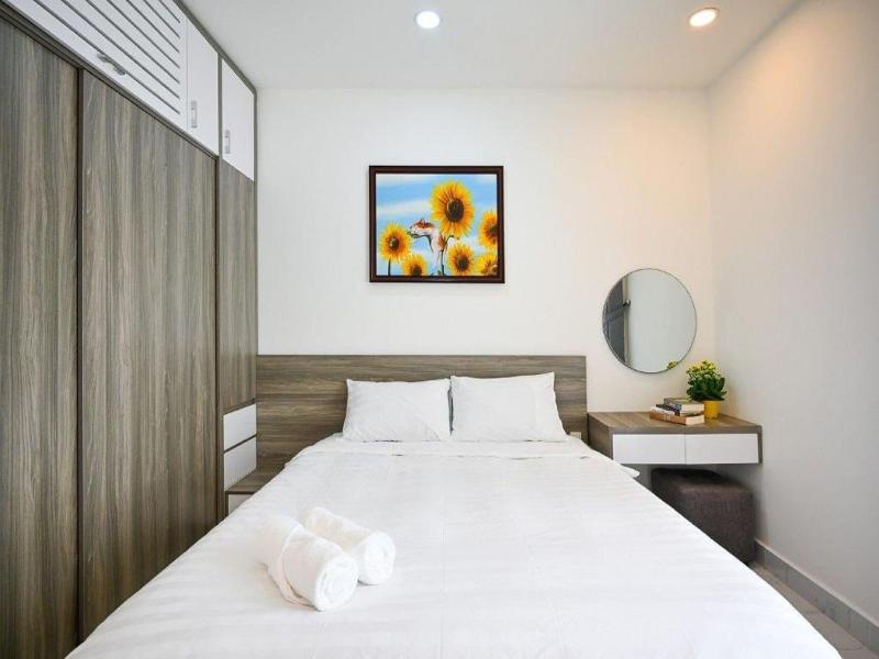 Terra Royal Luxury Vacation image
