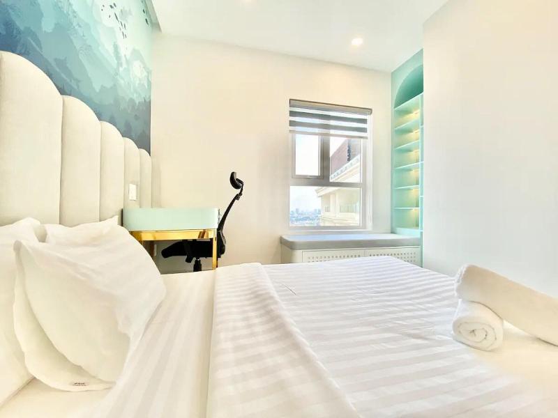 Terra Royal Luxury Vacation image