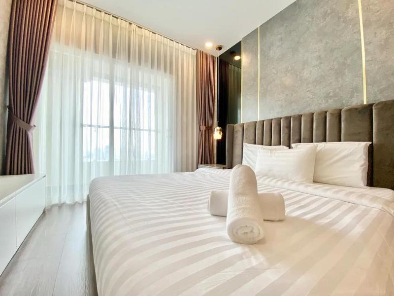 Terra Royal Luxury Vacation image