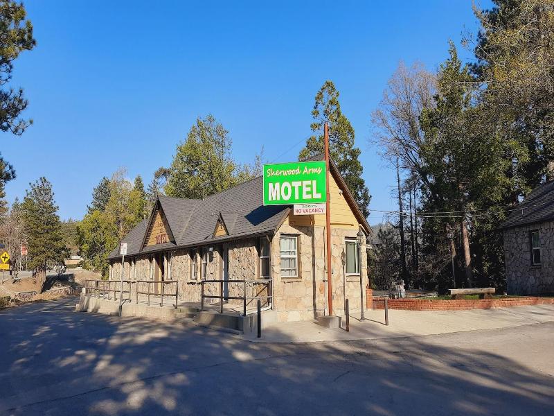 Sherwood Arms Motel image