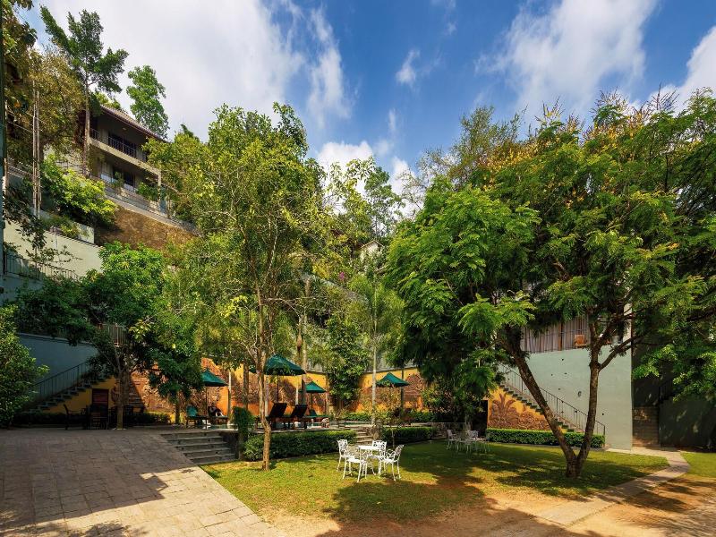 Villa Rumassala Luxury Chalets image