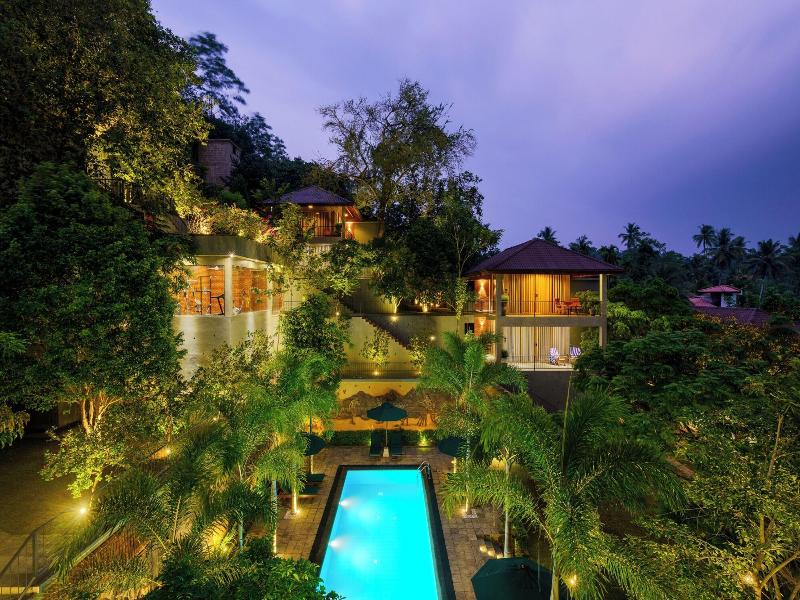 Villa Rumassala Luxury Chalets image