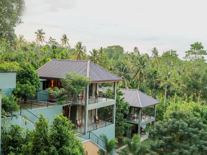 Villa Rumassala Luxury Chalets image