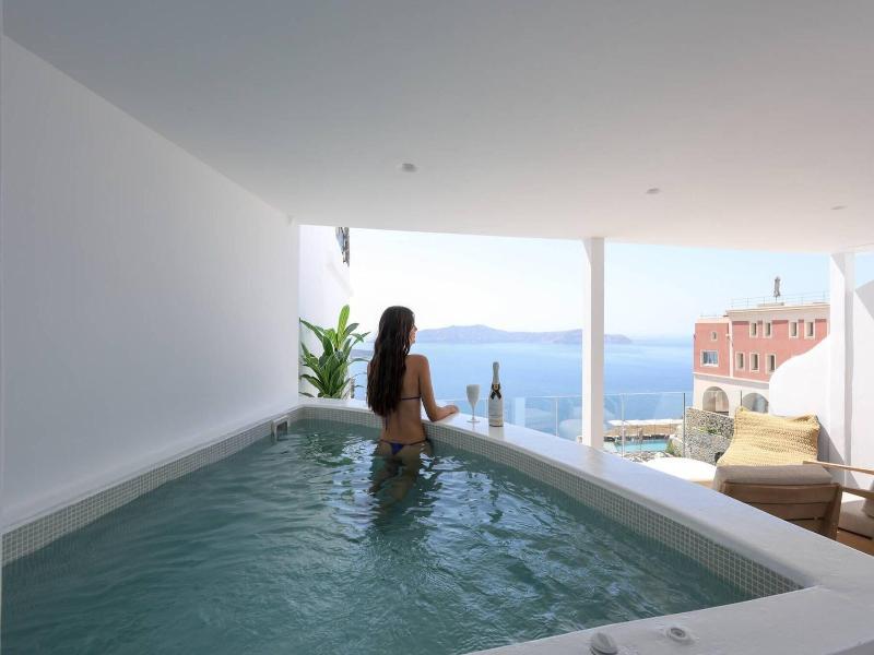 Dagaz Suites