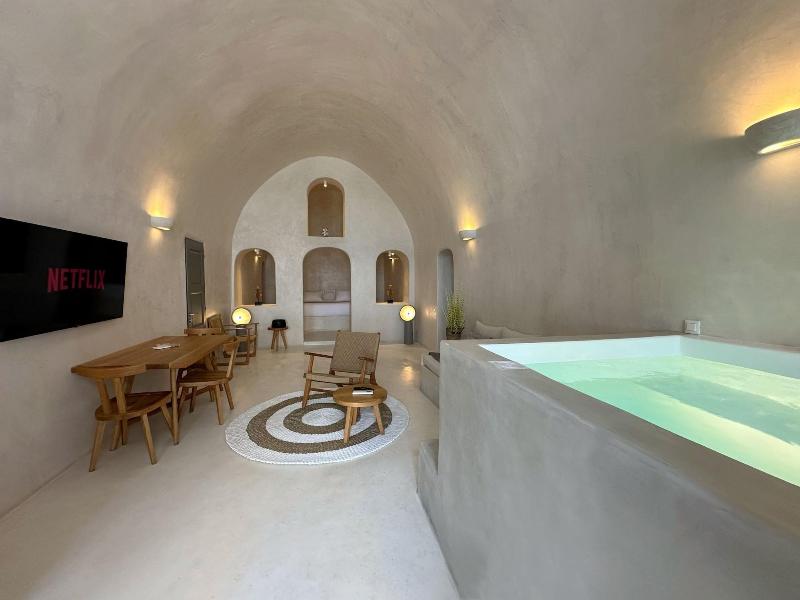 Dagaz Suites image