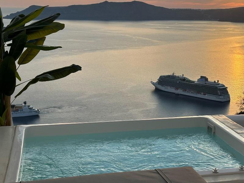 Dagaz Suites image