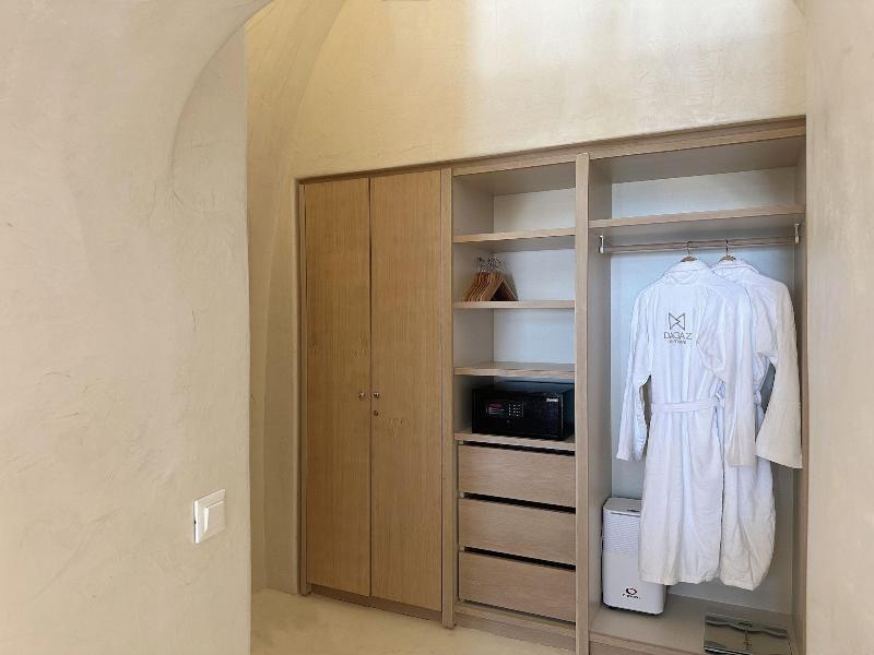 Dagaz Suites image