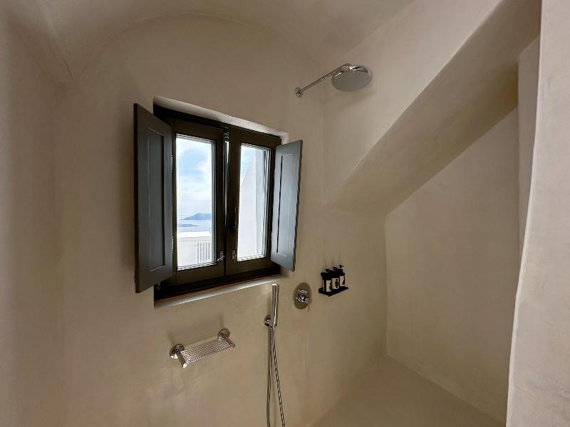 Dagaz Suites image