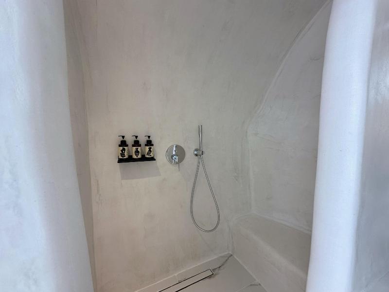 Dagaz Suites image