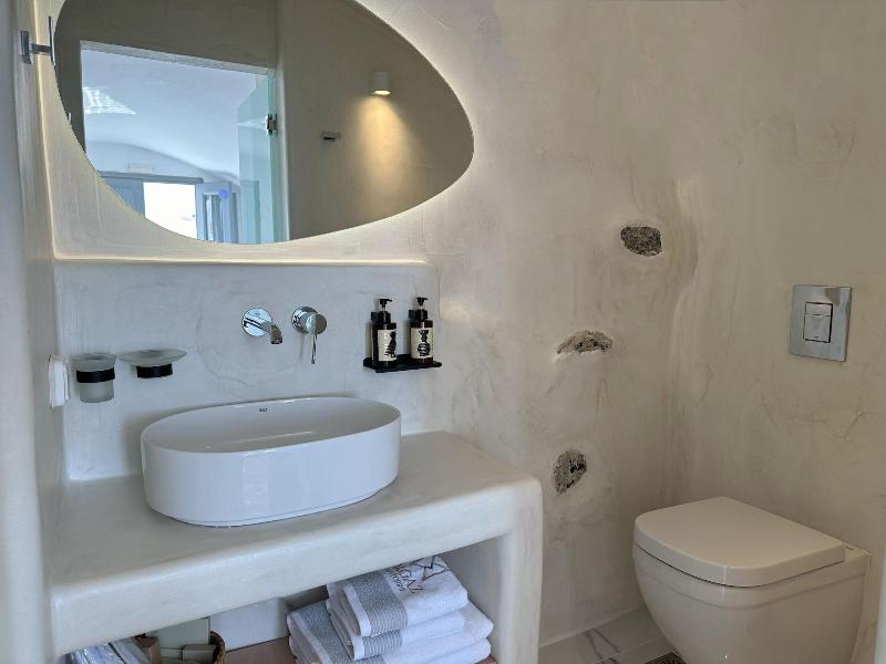 Dagaz Suites image