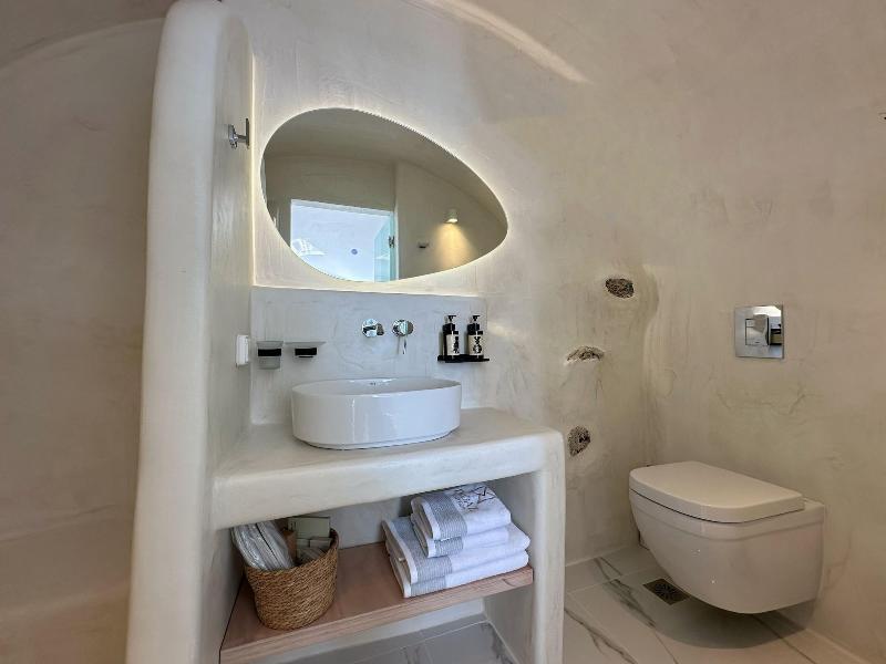 Dagaz Suites image
