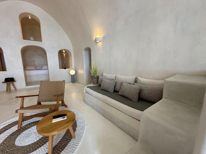 Dagaz Suites image