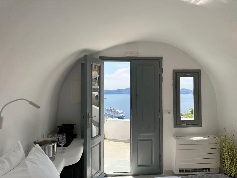 Dagaz Suites image