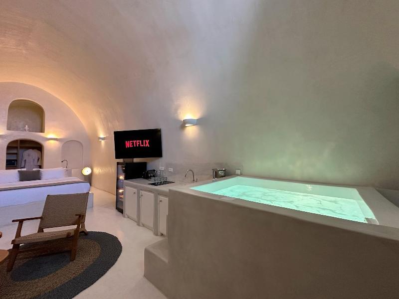 Dagaz Suites image