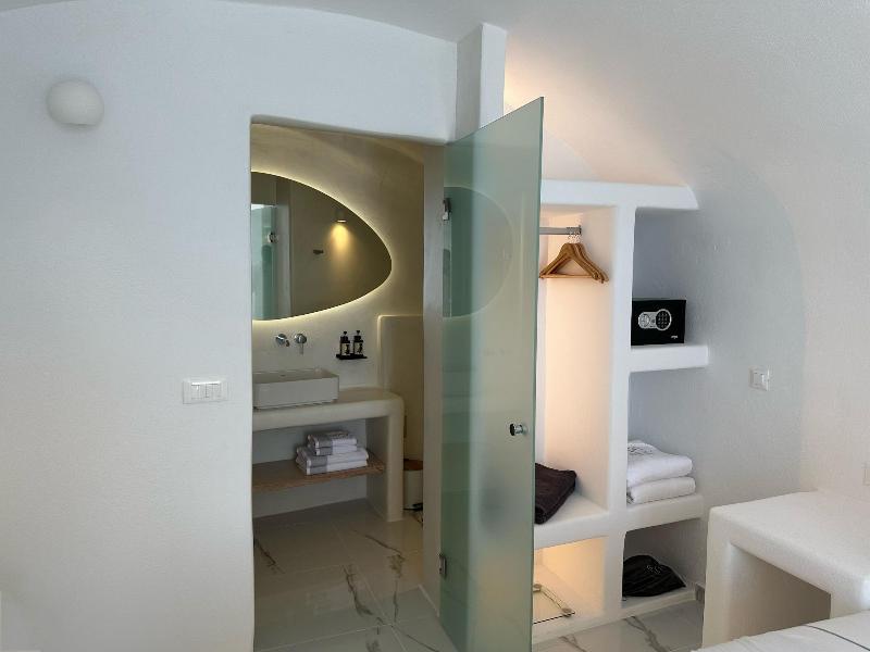 Dagaz Suites image