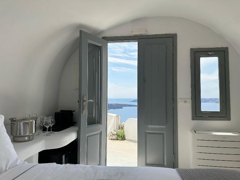 Dagaz Suites image