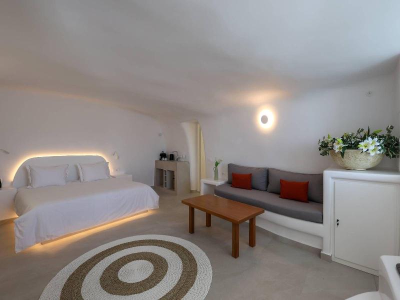 Dagaz Suites image