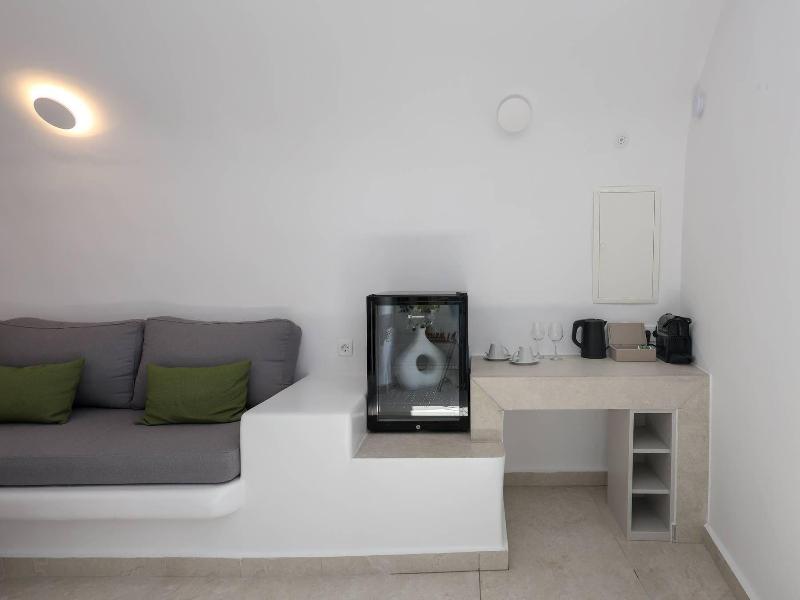 Dagaz Suites image