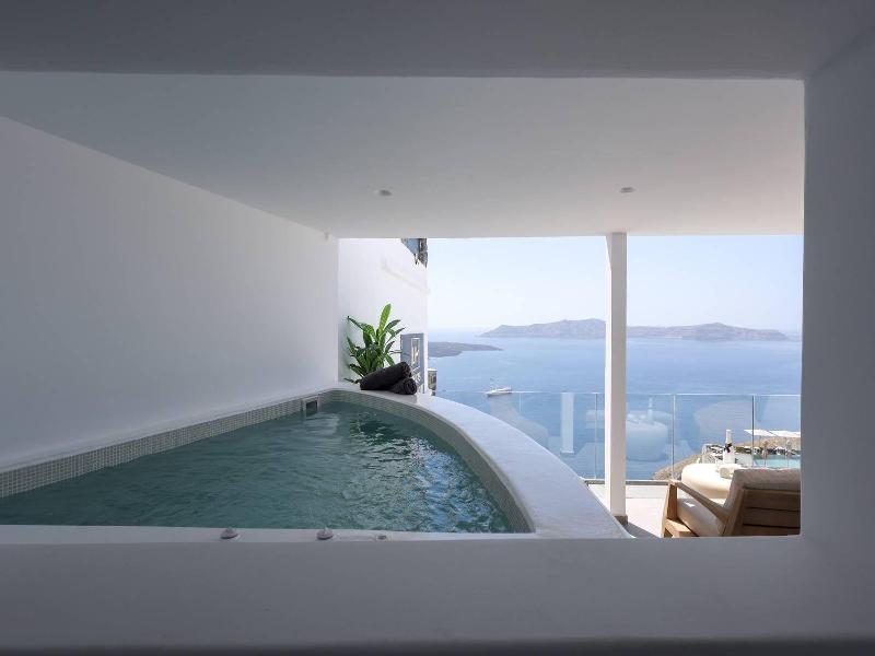 Dagaz Suites image