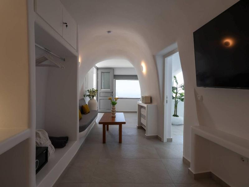 Dagaz Suites image