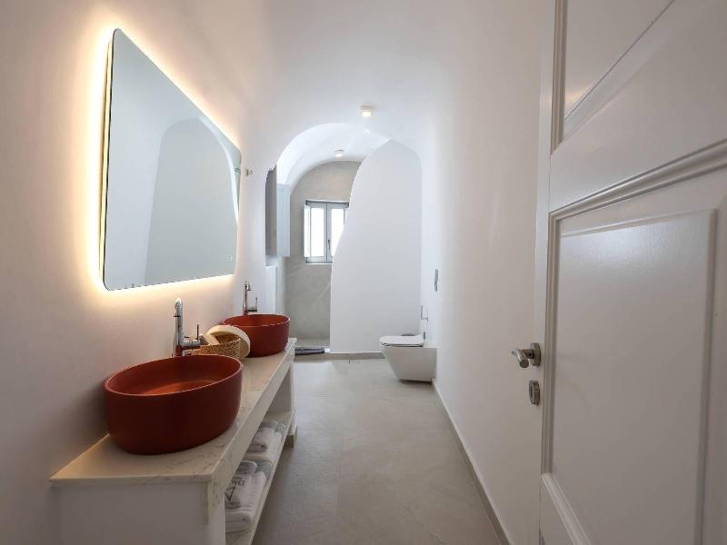 Dagaz Suites image