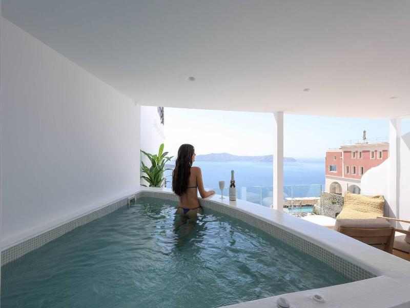 Dagaz Suites image