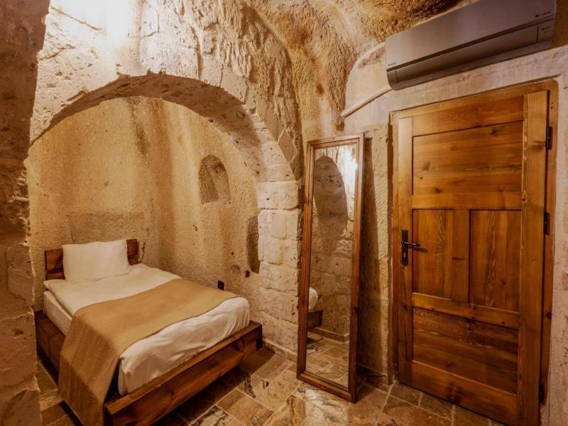 Noah's Ark Cave Hotel image