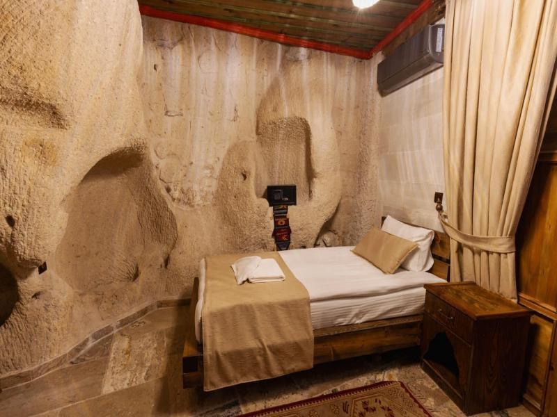 Noah's Ark Cave Hotel image