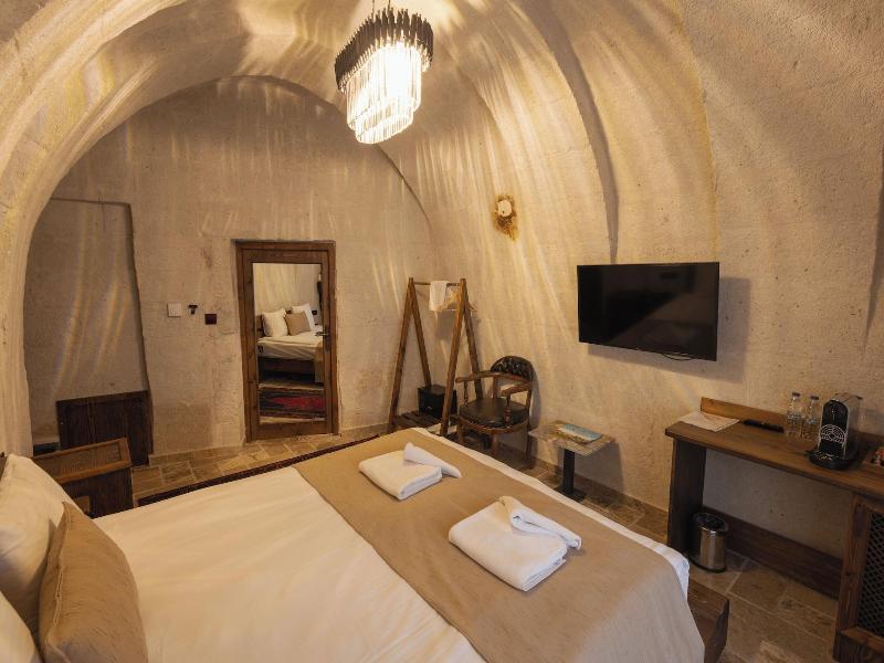 Noah's Ark Cave Hotel image