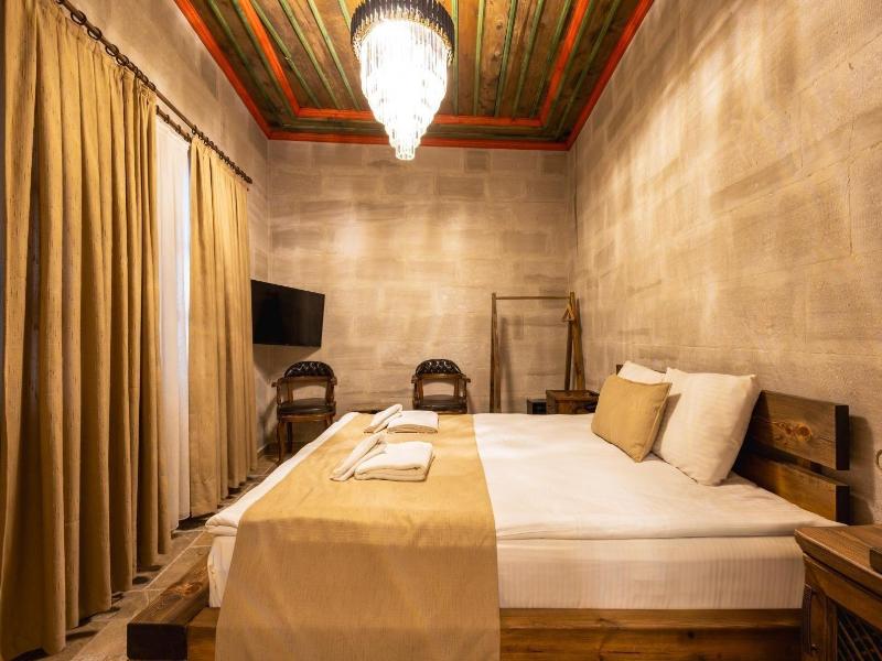 Noah's Ark Cave Hotel image
