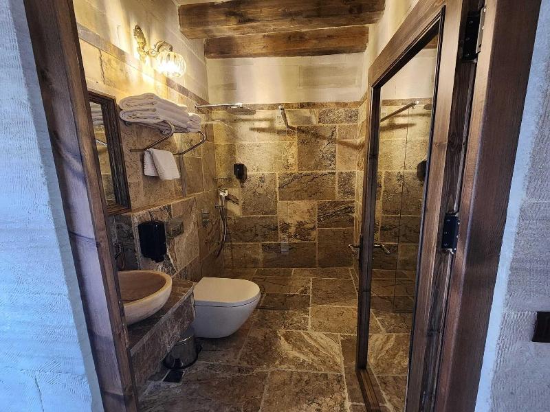 Noah's Ark Cave Hotel image