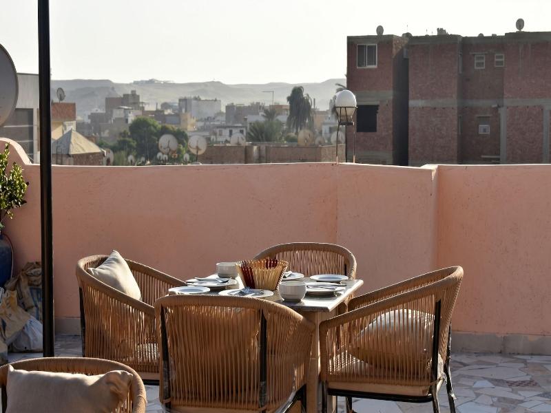 King Badr Pyramids Inn image