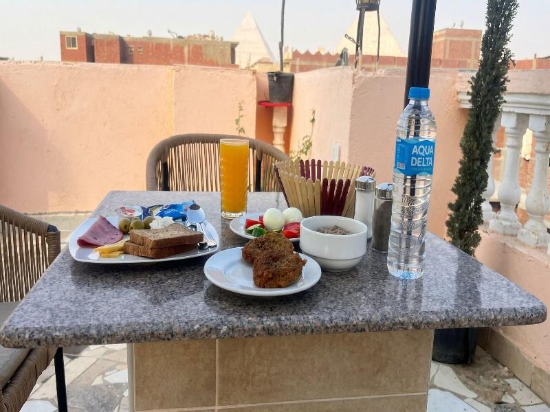King Badr Pyramids Inn image