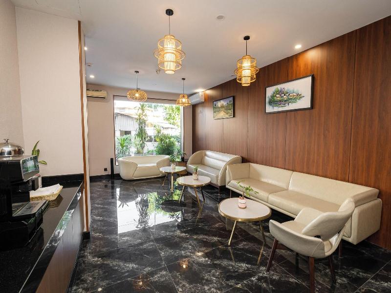 Aurea Delight Hotel image