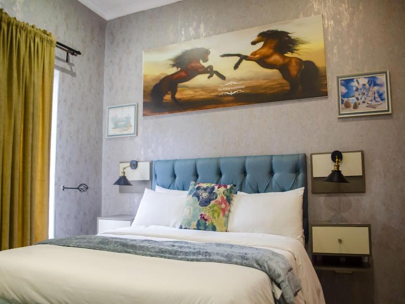 The Hilltop Guesthouse image