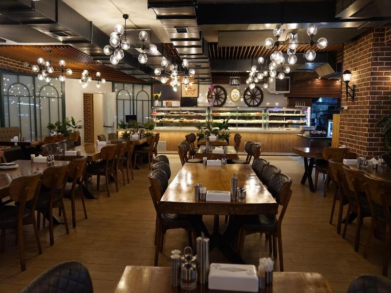 Mihman Hotel image