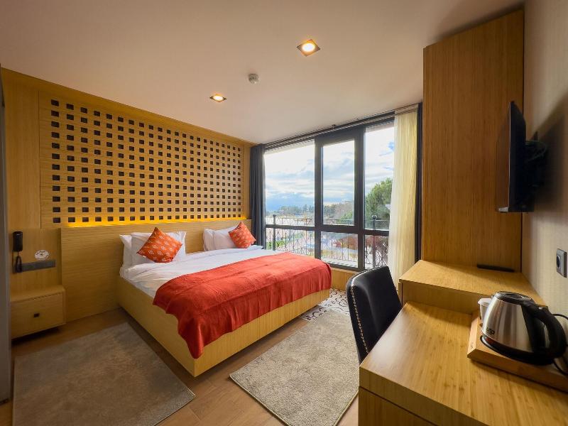Mihman Hotel image