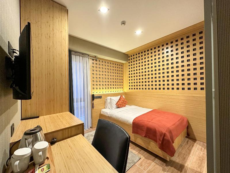 Mihman Hotel image