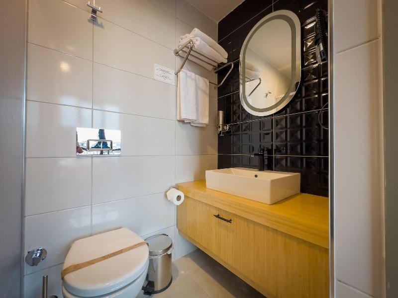 Mihman Hotel image
