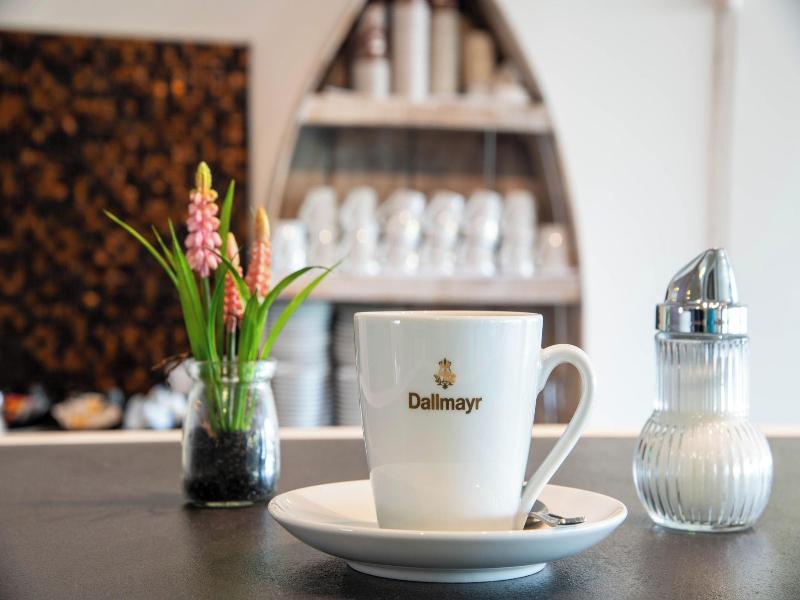 [bee]village Messehotel Hannover-laatzen. image