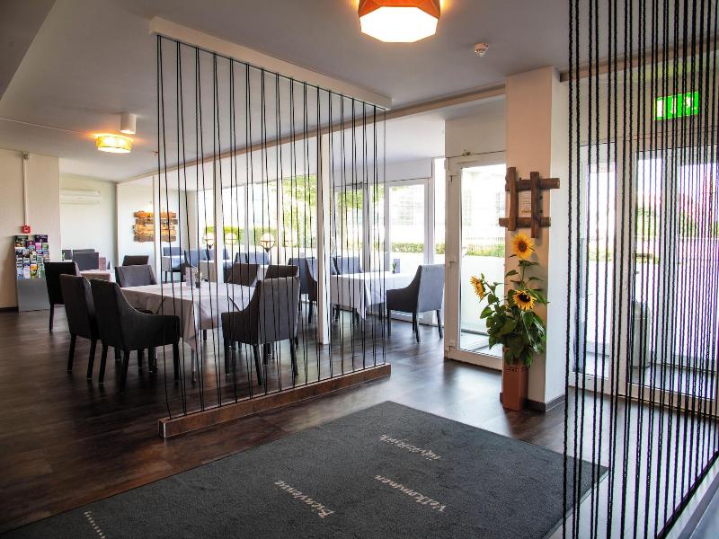 [bee]village Messehotel Hannover-laatzen. image