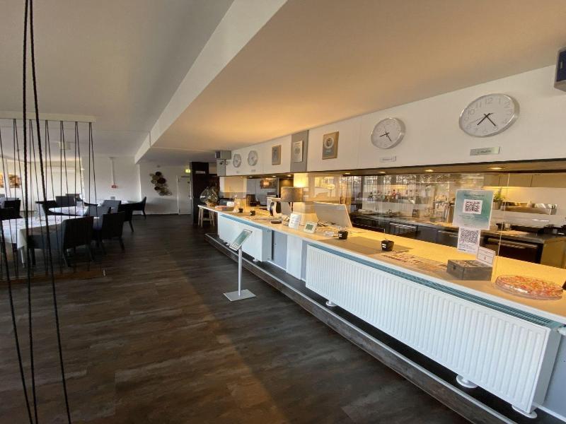 [bee]village Messehotel Hannover-laatzen. image