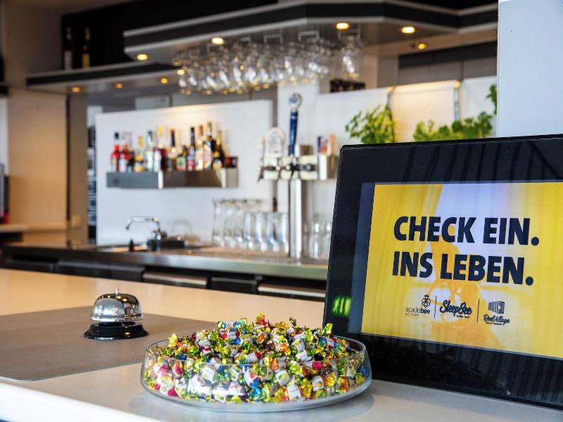 [bee]village Messehotel Hannover-laatzen. image