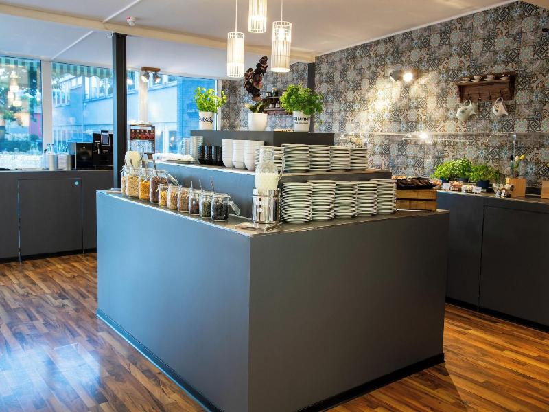 [bee]village Messehotel Hannover-laatzen. image