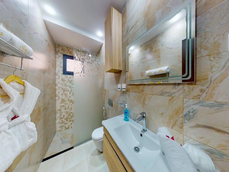 Kingdom Luxury Hotel image