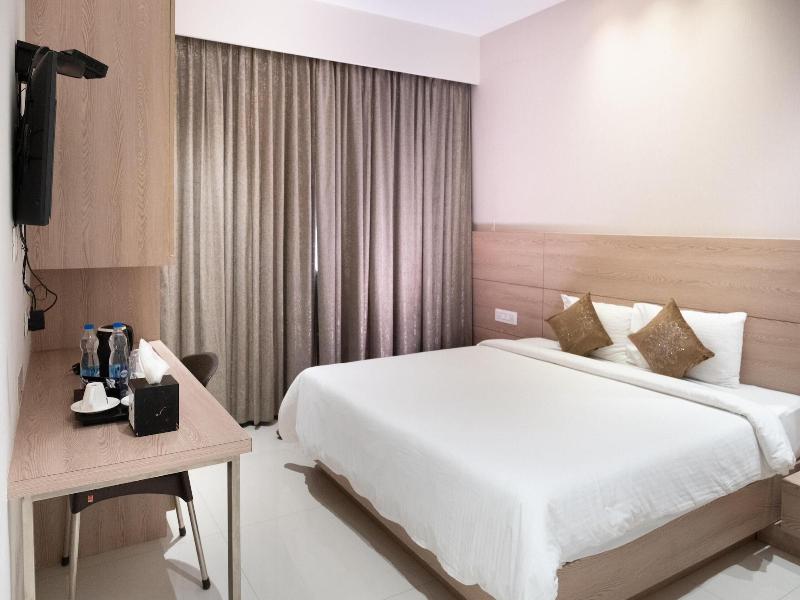 Hypons Hotel Koramangala image