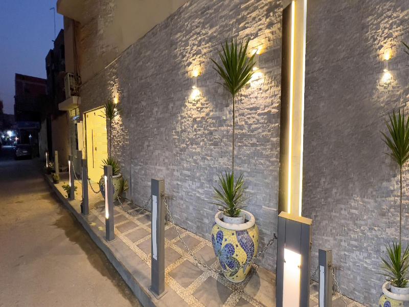 Rizk Pyramids View Hotel image